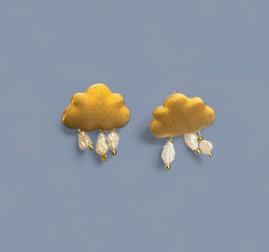 CLOUDY PEARLS